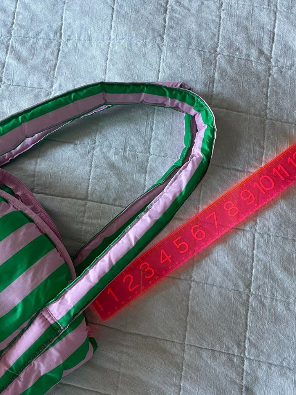 Rare Baggu Cloud/Puffer Mini Tote Pink & Green Striped - Picture 8 of 8